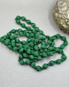Collar Seda Verde Esmeralda